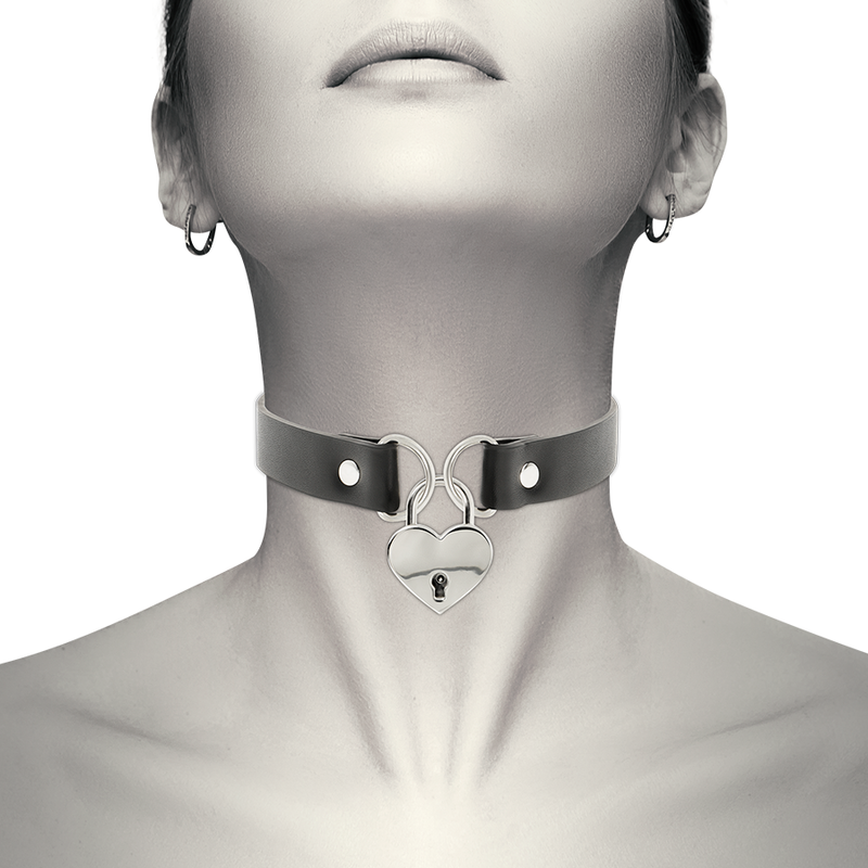 COQUETTE CHIC DESIRE CHOKER ARTESANAL CORAÇÃO
